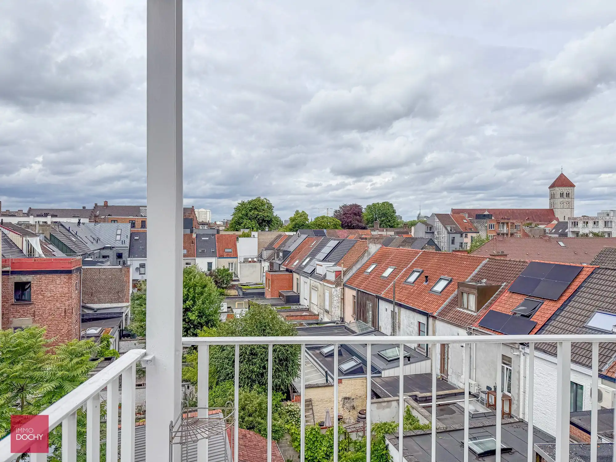 Appartement op bovenste verdieping in kleine residentie | Koningin Elisabethlaan foto 3