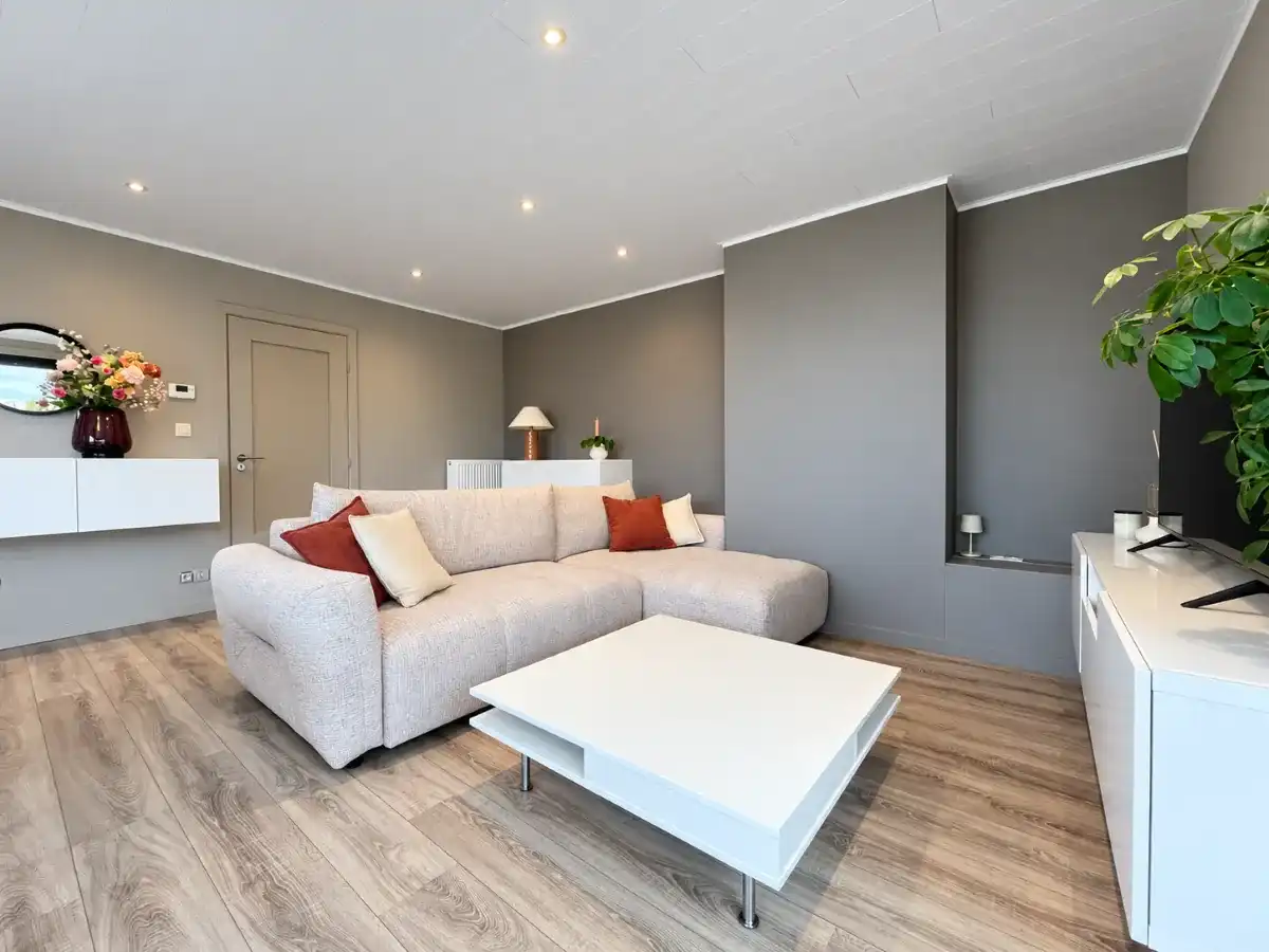 Ieper – Instapklaar appartement met groenzicht en 2 slaapkamers foto 3