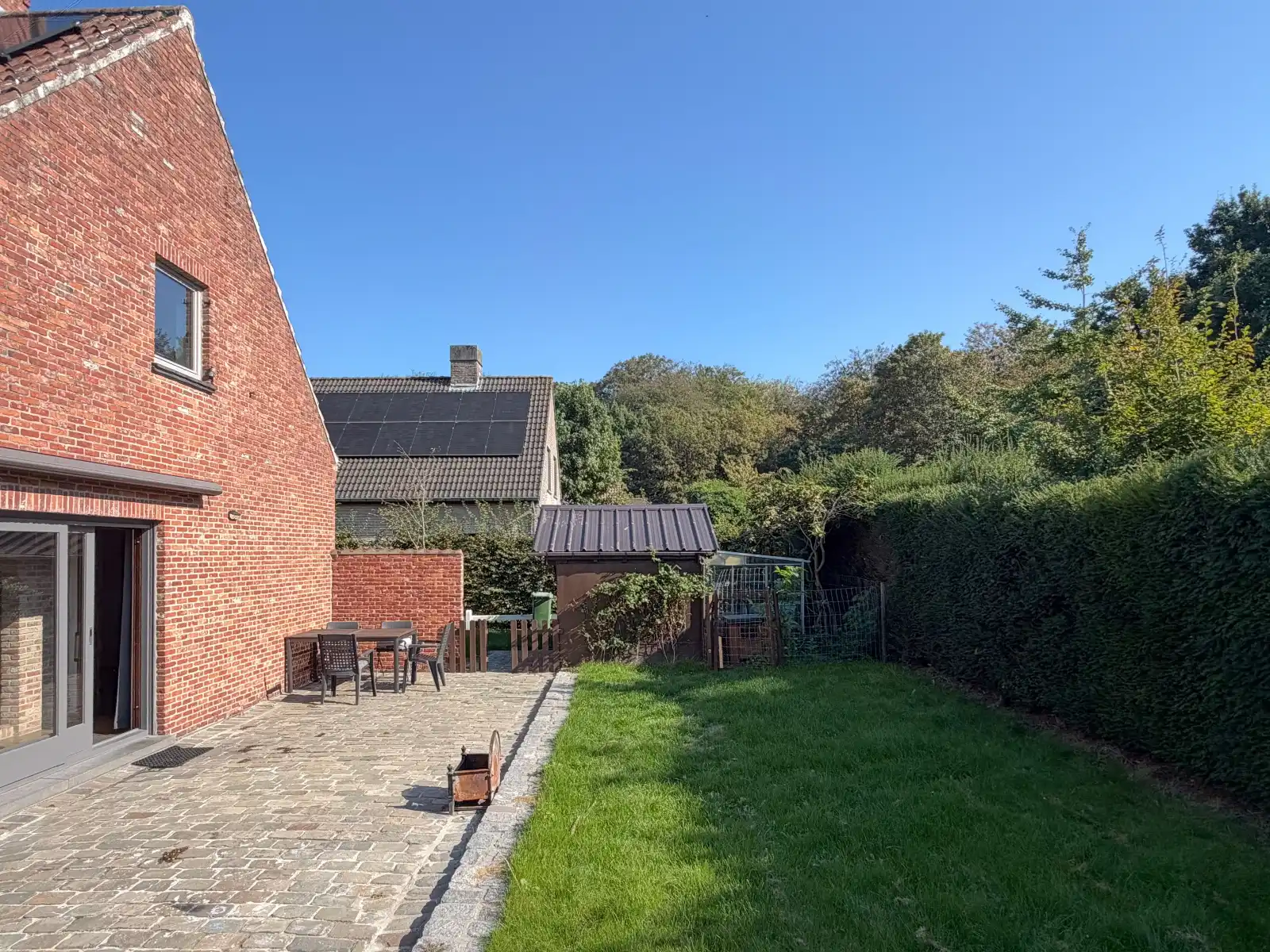 Prachtige alleenstaande villa in een rustige wijk in Oostakker foto 8