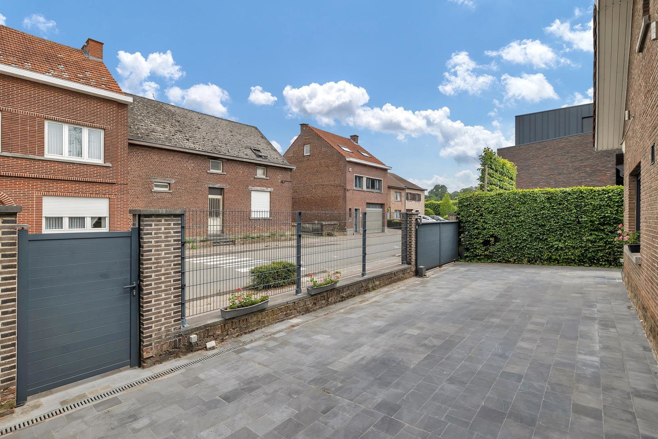 Instapklare woning te koop in Dilbeek! foto 25