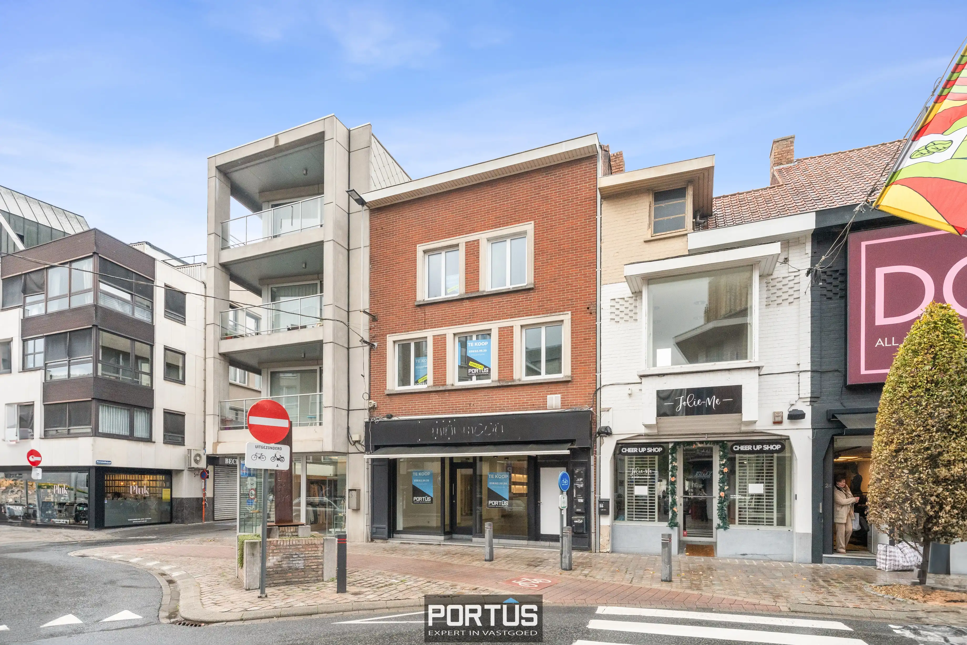 Commercieel gelegen handelspand te koop te Roeselare  foto 18