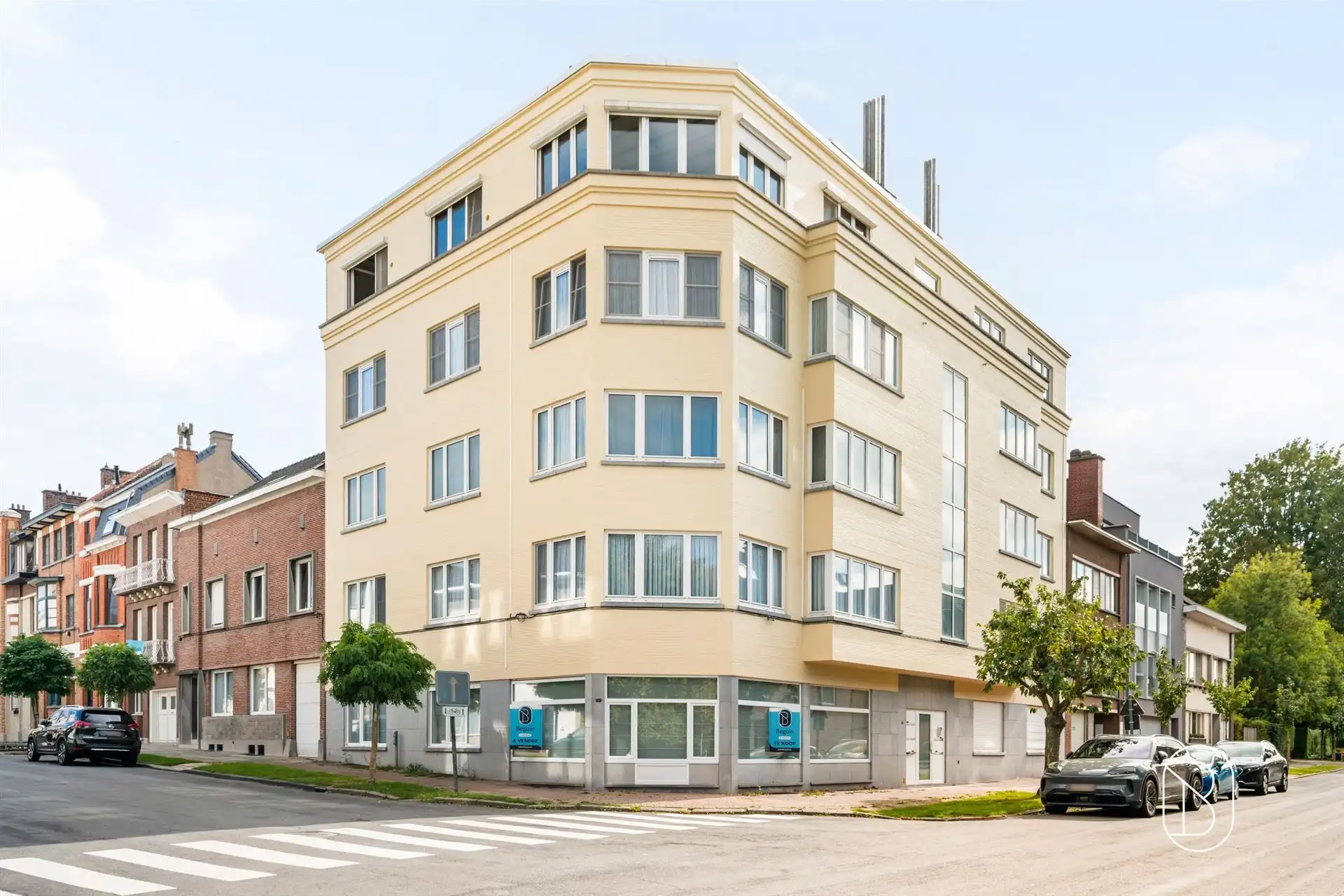 Leuk appartement met 2 slk, op topligging in Ronse. foto 3