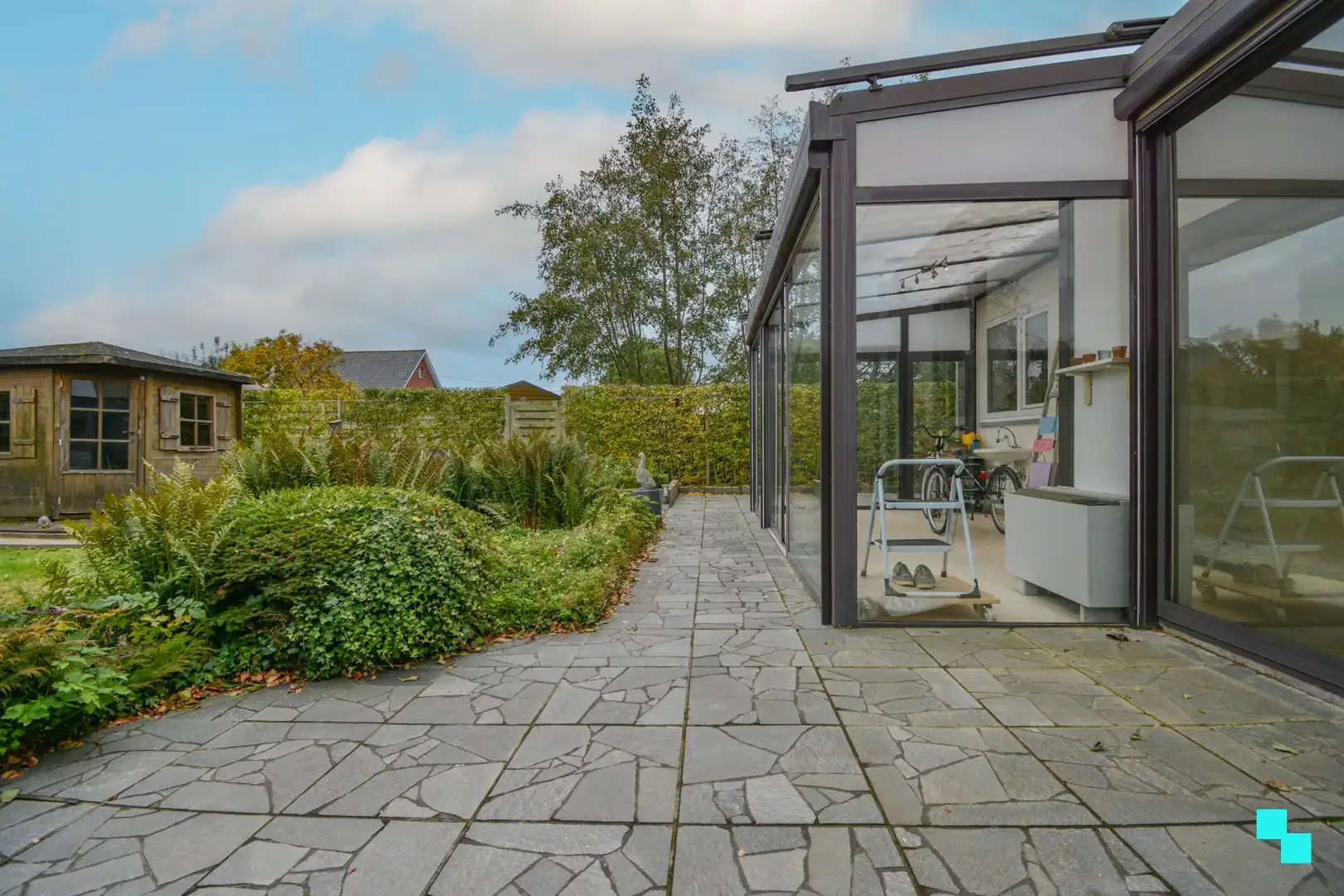 Verrassend ruime HOB met praktijk te Sint-Henricus foto 26