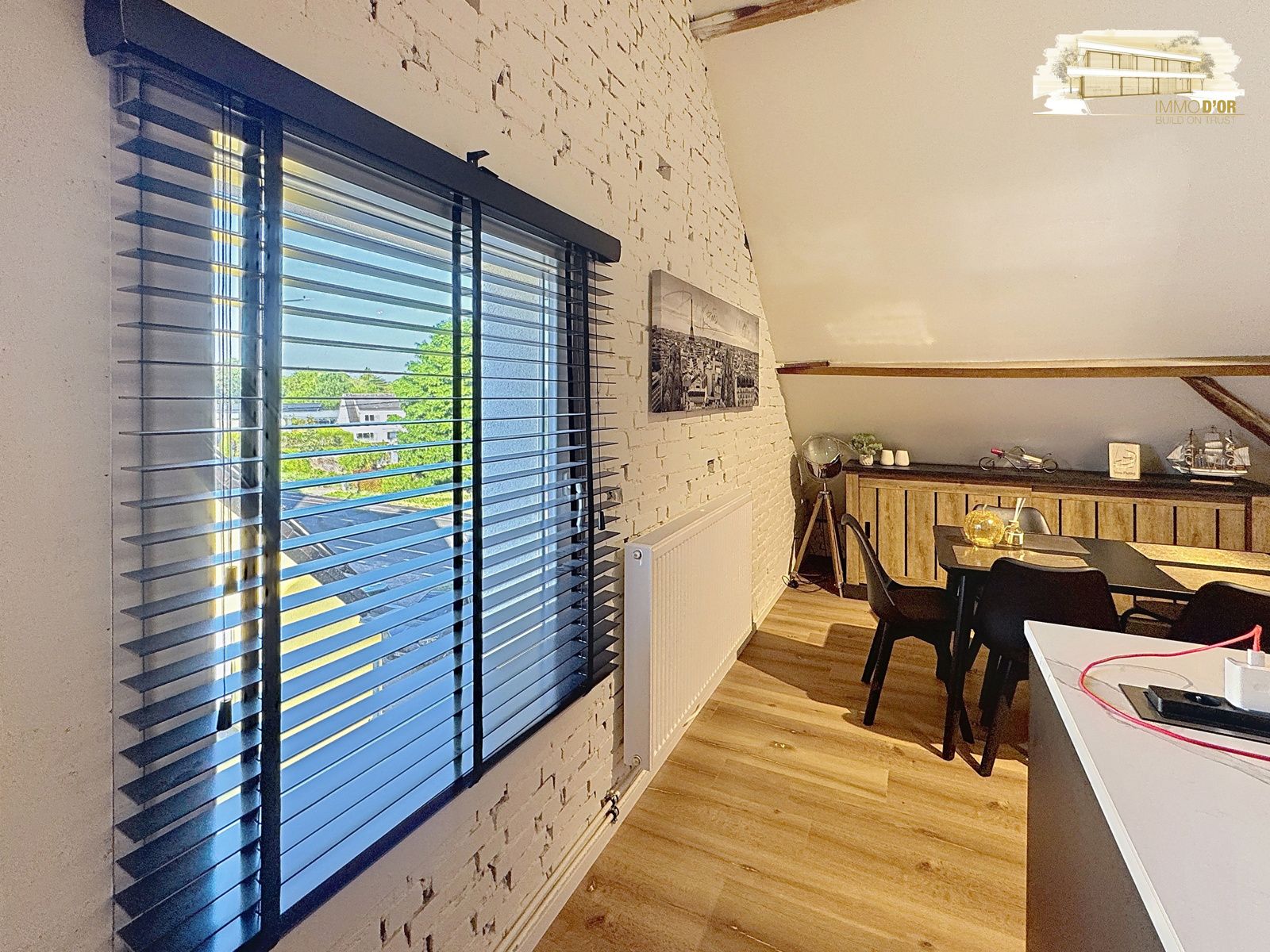 Prachtig gerenoveerd pand: handelspand + duplex + studio!  foto 5