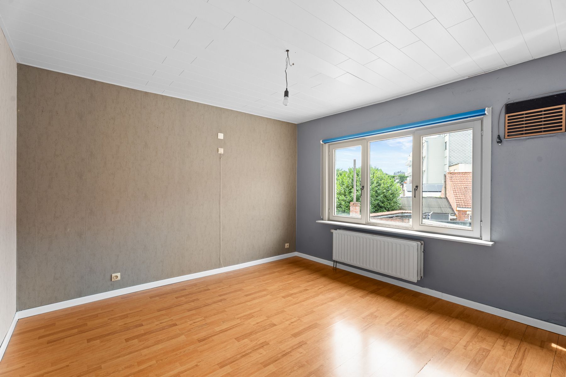 AUTHENTIEKE  2 SLPK INTERBELLUMWONING MET ZONGERICHT TERRAS foto 12
