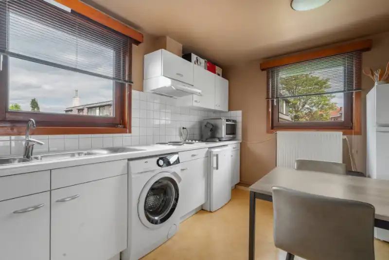 --- OPPORTUNITEIT --- building bestaande uit 3 appartementen (5% netto huurrendement)! foto 26