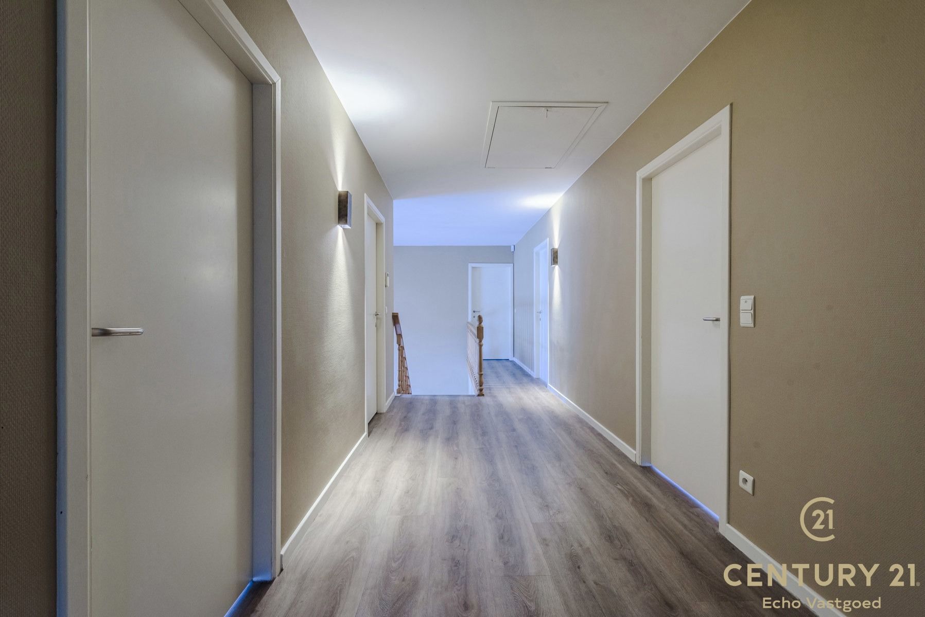 Tijdloze, instapklare villa met 5 slpk en 3 badk op ca1521m² foto 20