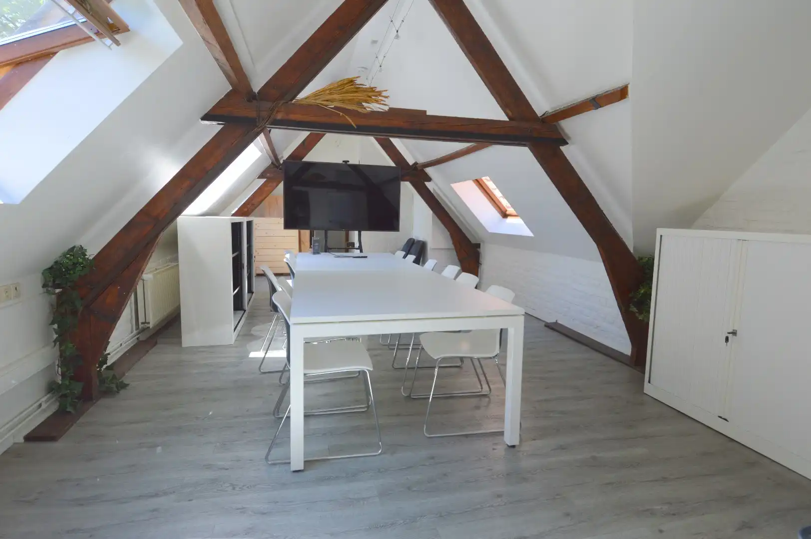 Kantoorruimte te huur op een toplocatie te Kortrijk foto 7
