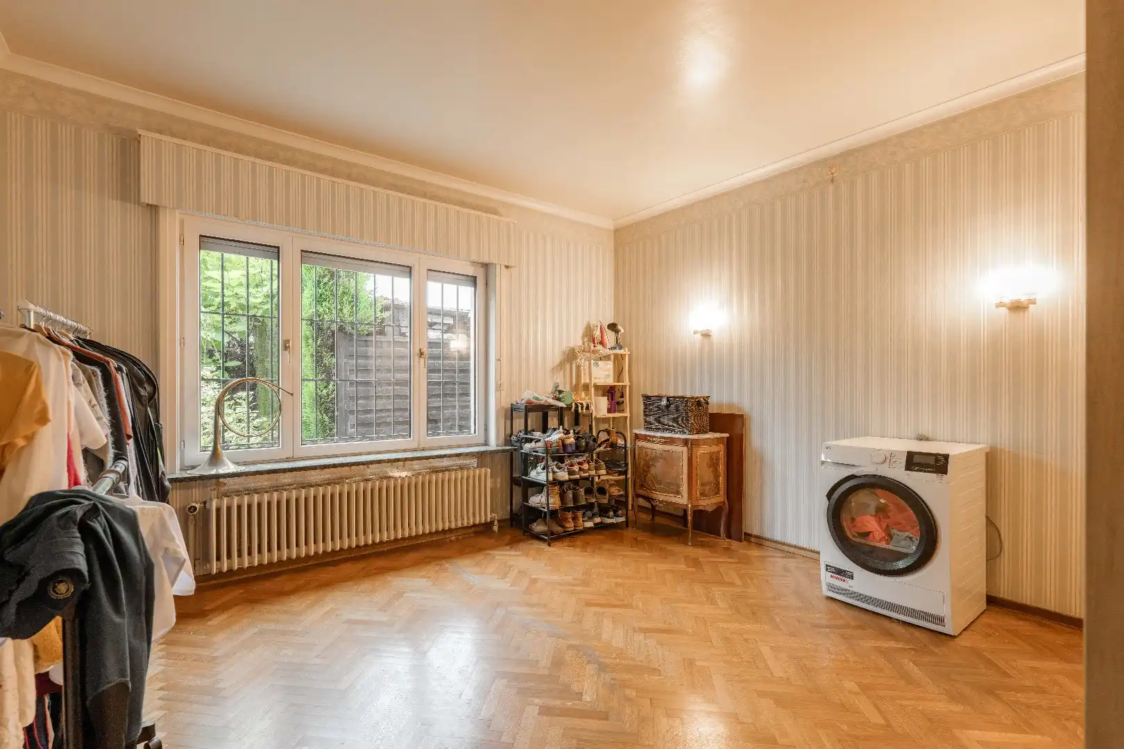 KARAKTERVOLLE ALLEENSTAANDE WONING MET 5 SLAAPKAMERS EN TUIN foto 15