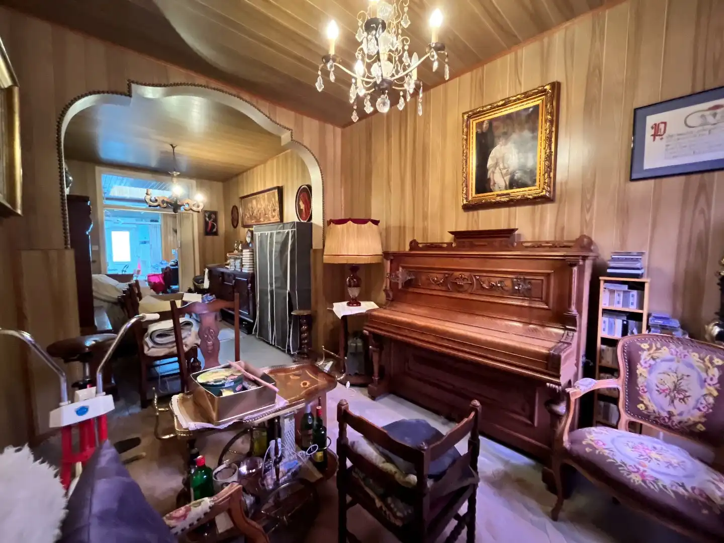 Te renoveren stadswoning met 4 slpk, koer en garage foto 9