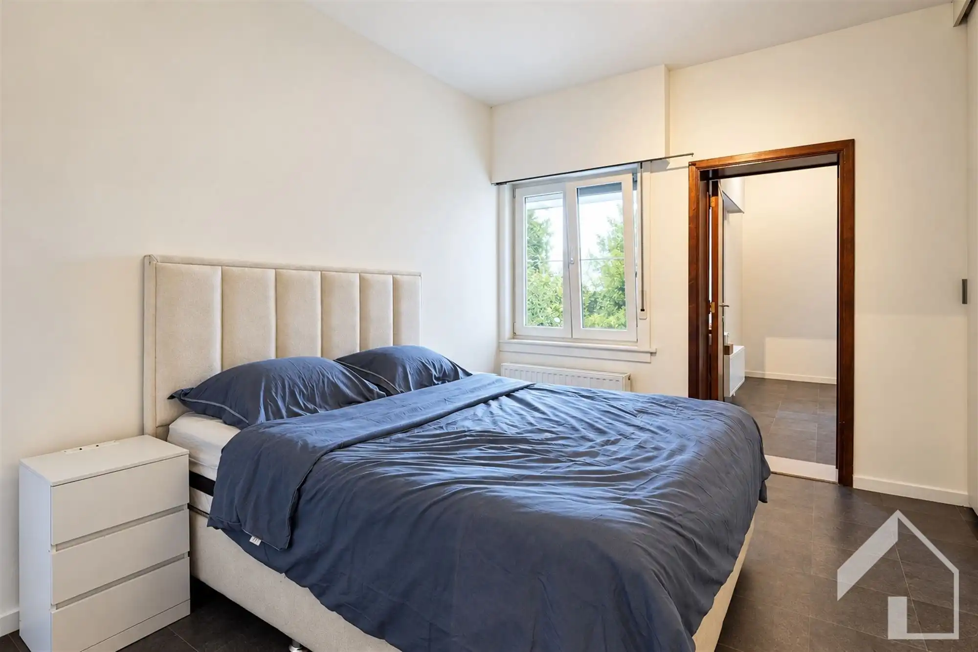Gelijkvloersappartement op toplocatie met 1 slaapkamer en leuk stadstuintje in centrum Ekeren foto 7