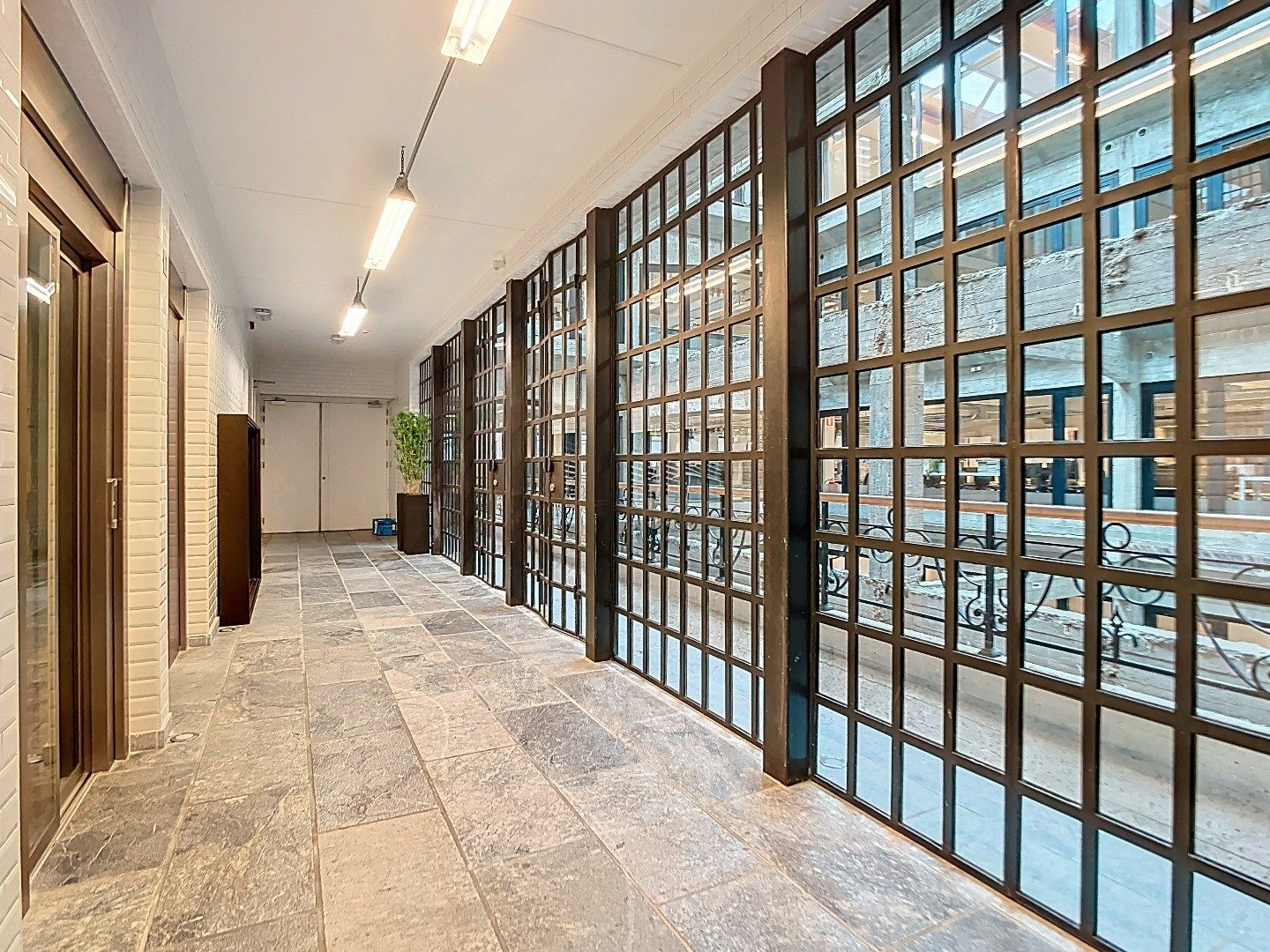 Generaal Lemanstraat 47 - High-end kantoor foto 2