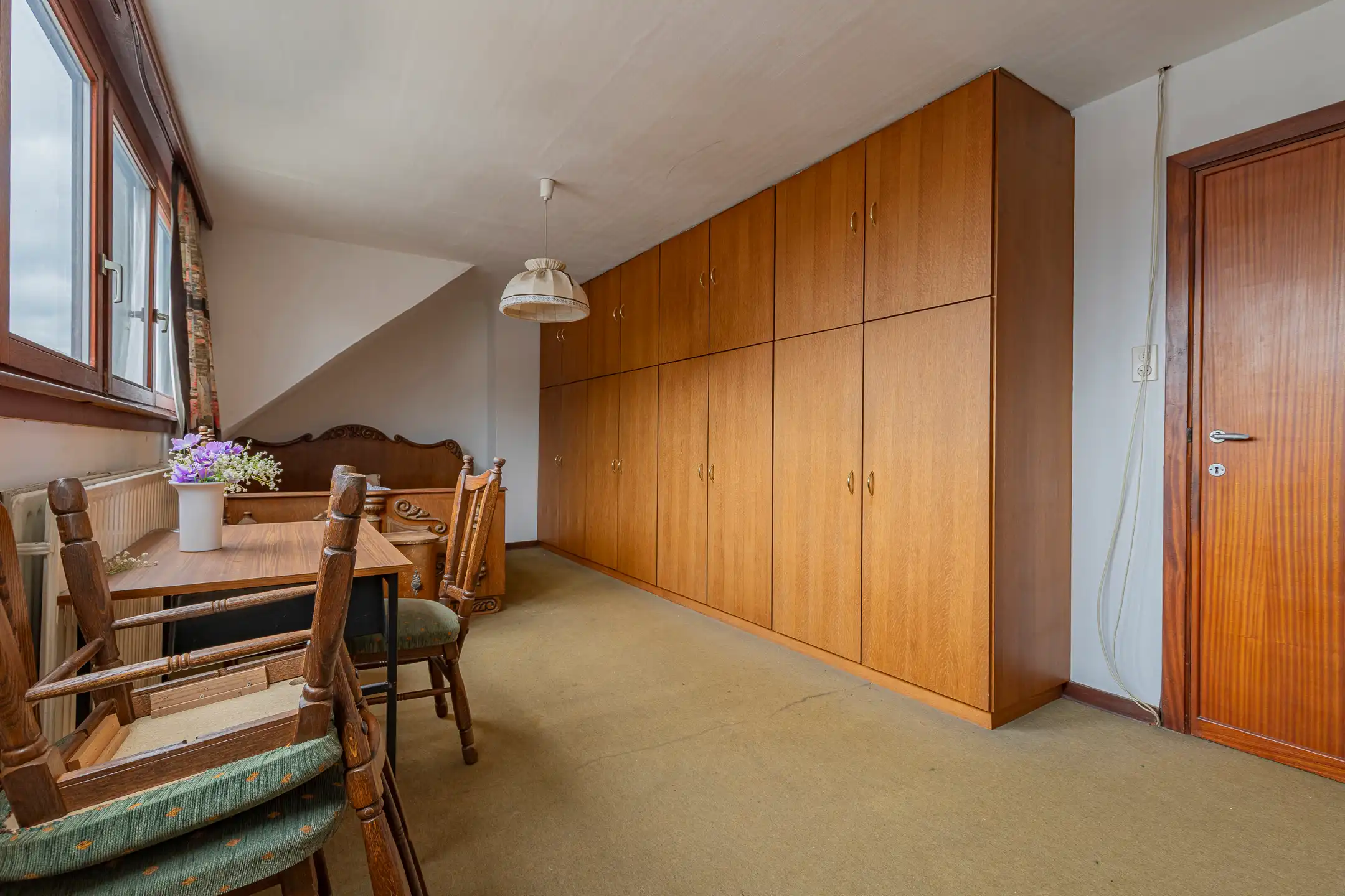 AALST – WONING MET VEEL STOCKAGERUIMTE OP TOPLOCATIE foto 18