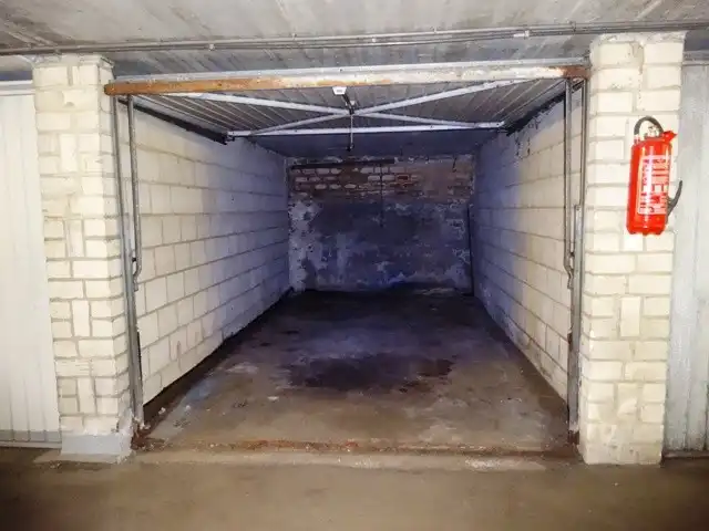 Afgesloten garage nabij het centrum van Hasselt foto 2