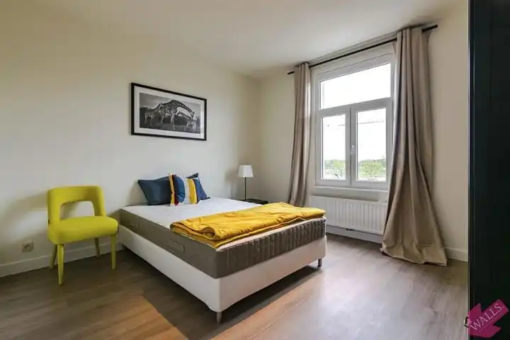 Wonen aan de voet van het station te Berchem foto 13