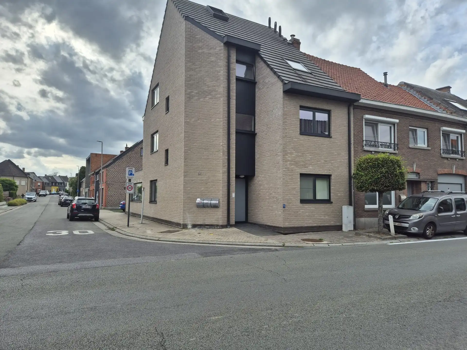 Gunstig gelegen ruim éénslaapkamer appartement met leuk terras. foto 21