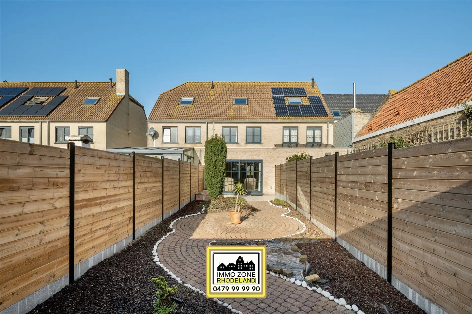 Toffe instapklare woning met 3 slpks, garage en tuin foto 21