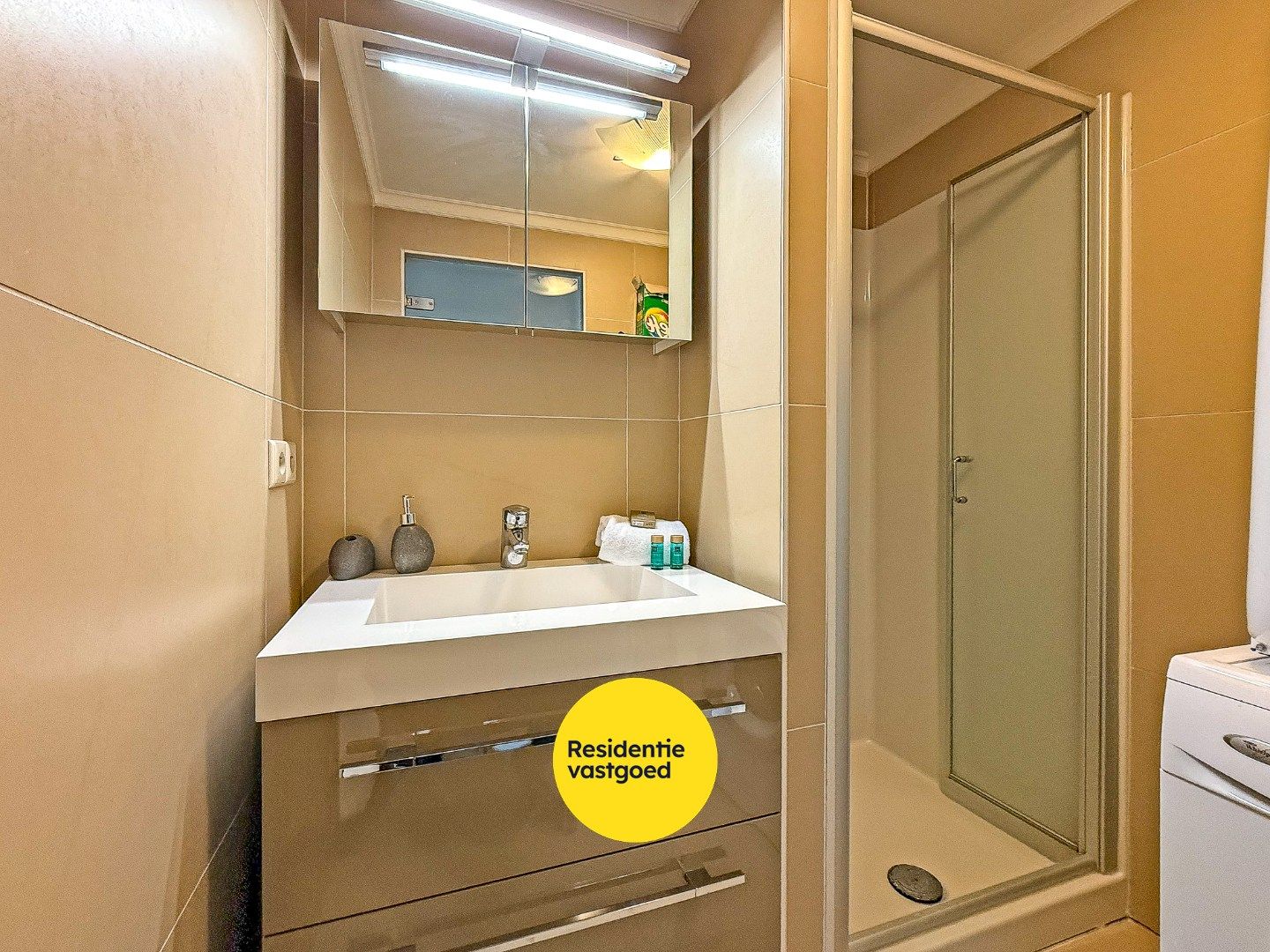 Appartement met 2 slaapkamers in Nieuwpoort Stad. foto 8