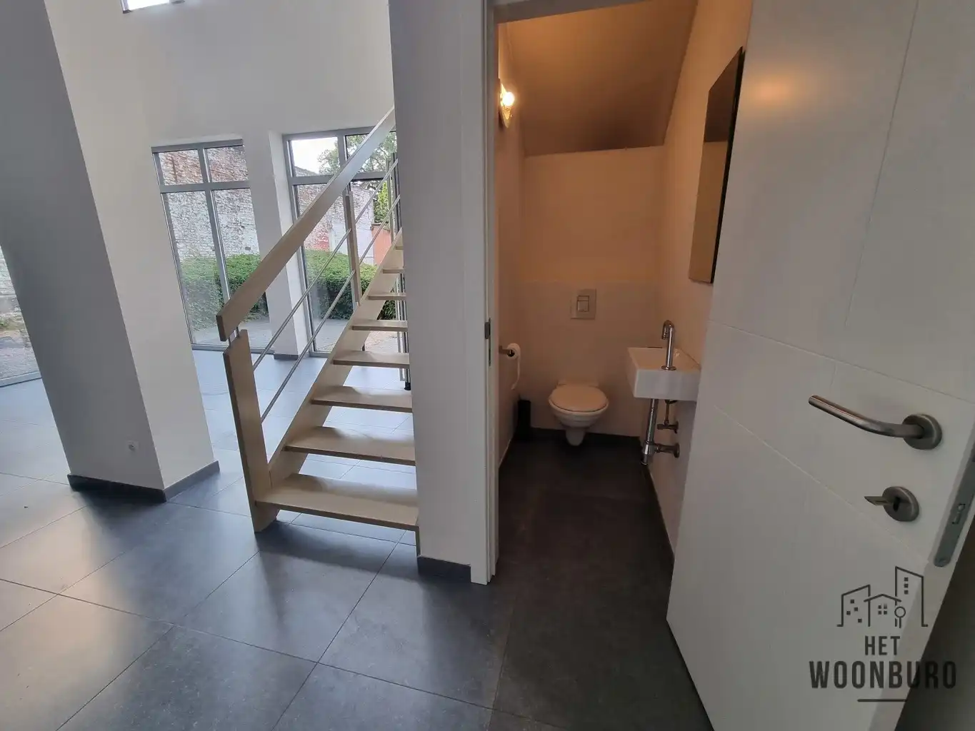 Ruime duplex met één slpk, bureau, tuin en 2 staanplaatsen foto 7
