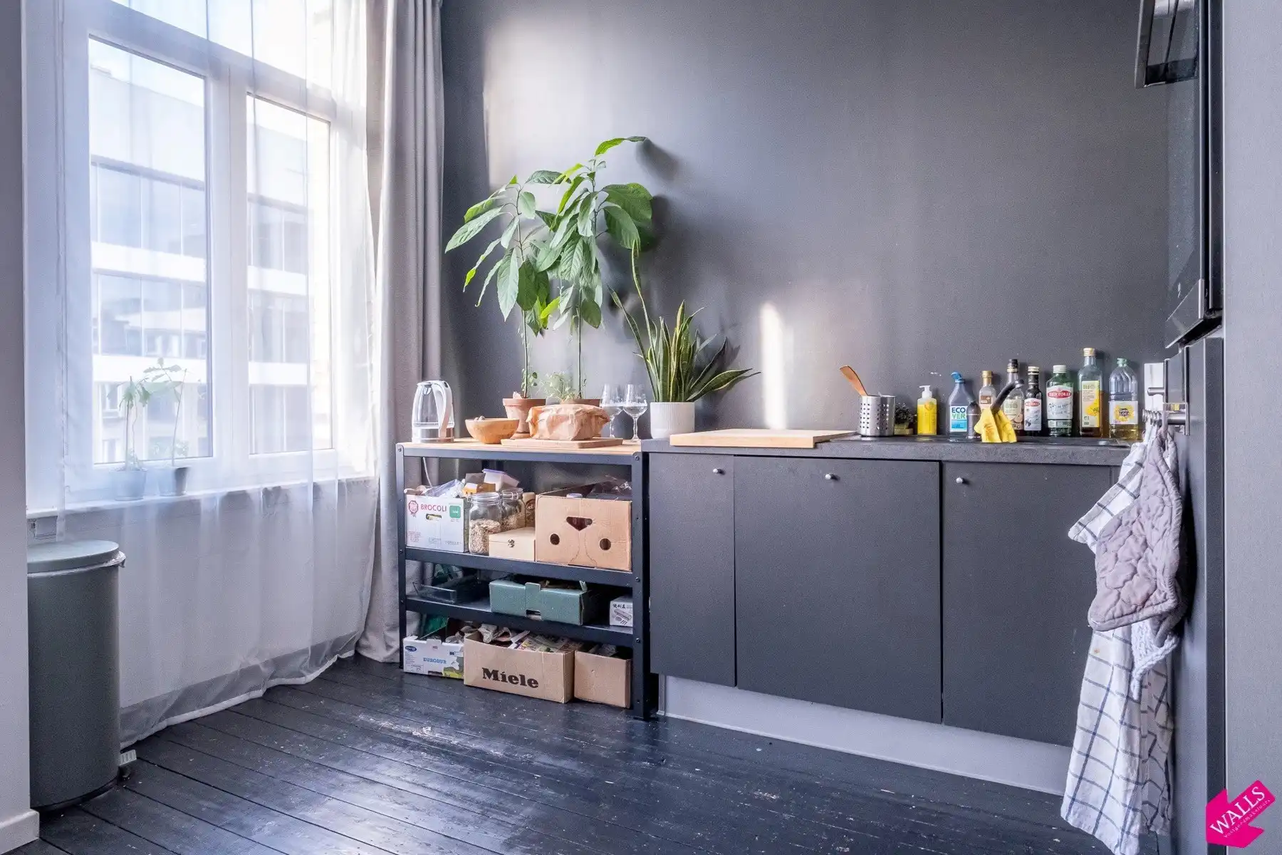 Licht en ruim 1 slaapkamer appartement te Berchem foto 4