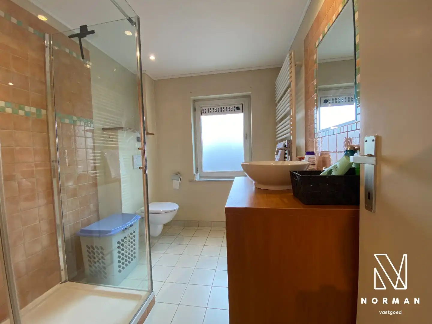 Instapklare bel-etagewoning in Kuurne met zonnig terras foto 7