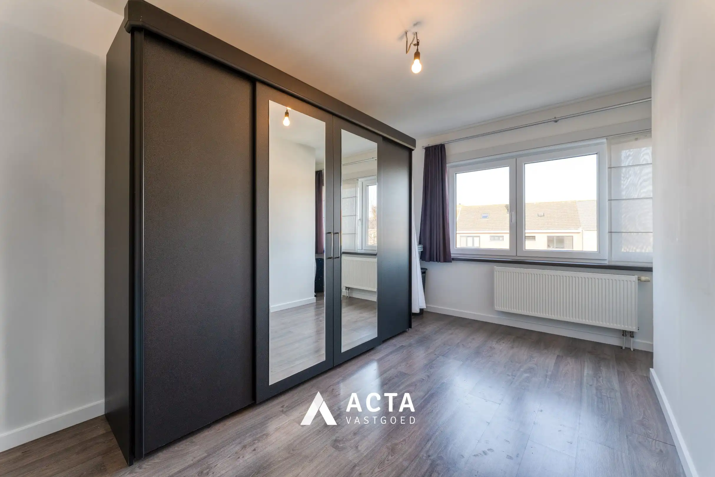 Instapklare bel-etage met 3 slaapkamers en garage foto 16