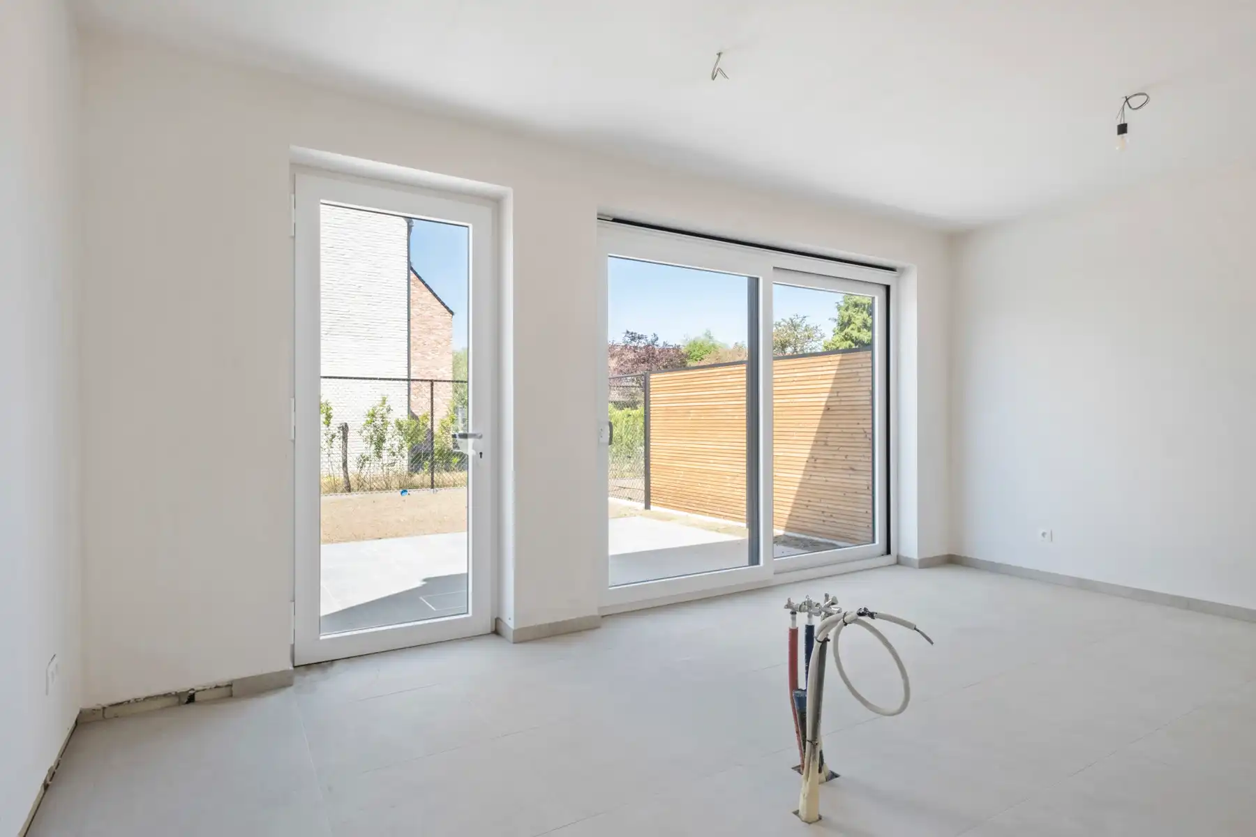 Nieuwbouw afgewerkte woning te Jabbeke - 6% BTW mogelijk foto 7