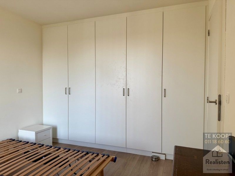 Schakelwoning in hartje Godsheide foto 17
