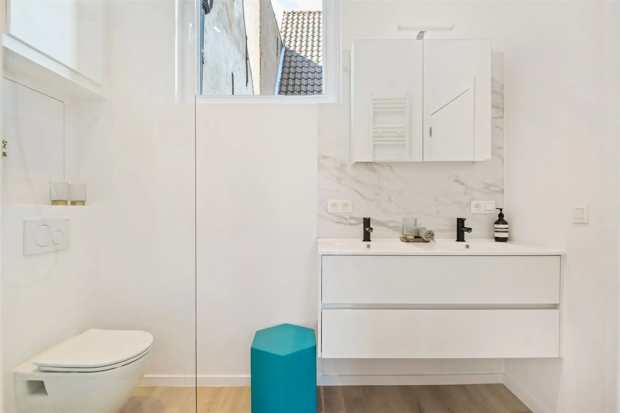 Instapklare woning met 2 slaapkamers en polyvalente ruimte. foto 15