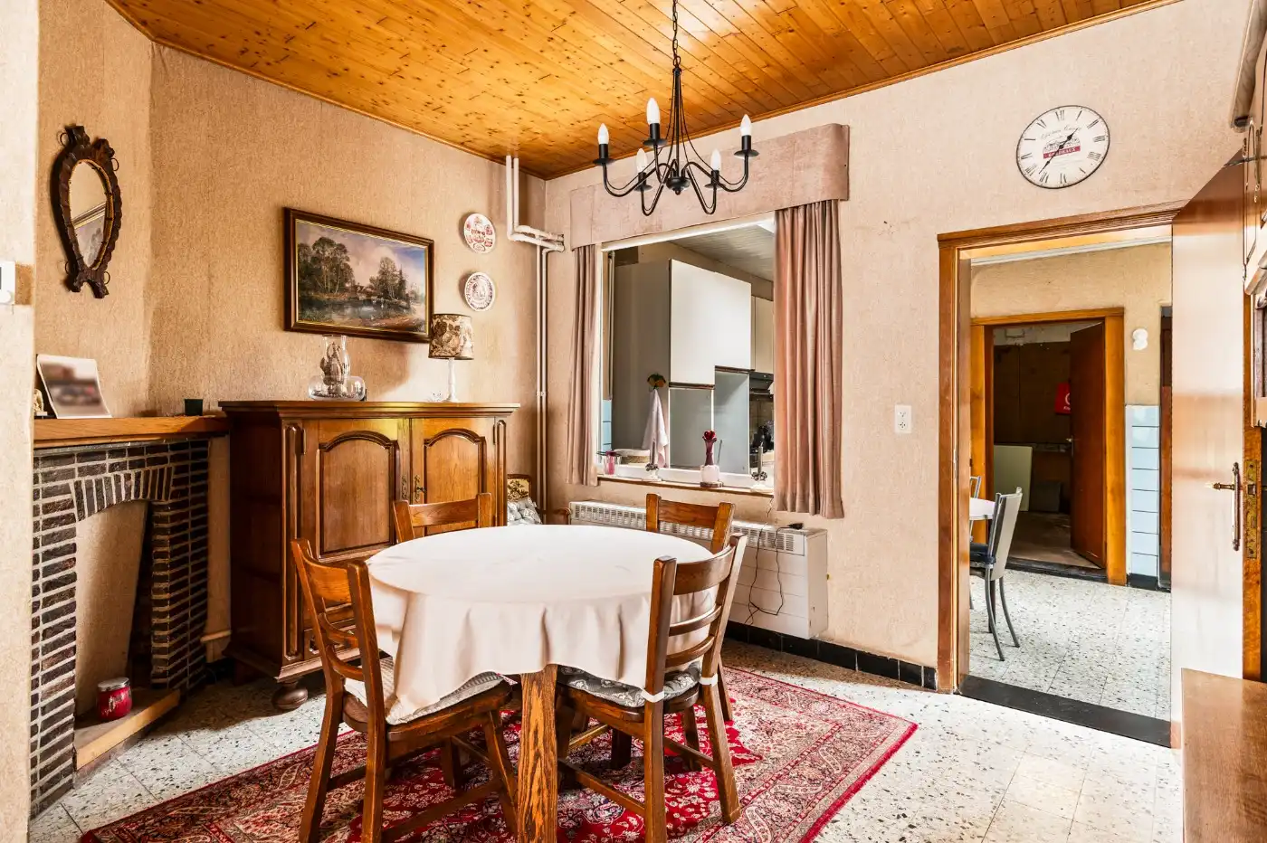 Te renoveren woning met 3 slpk., stadstuin en garage foto 6