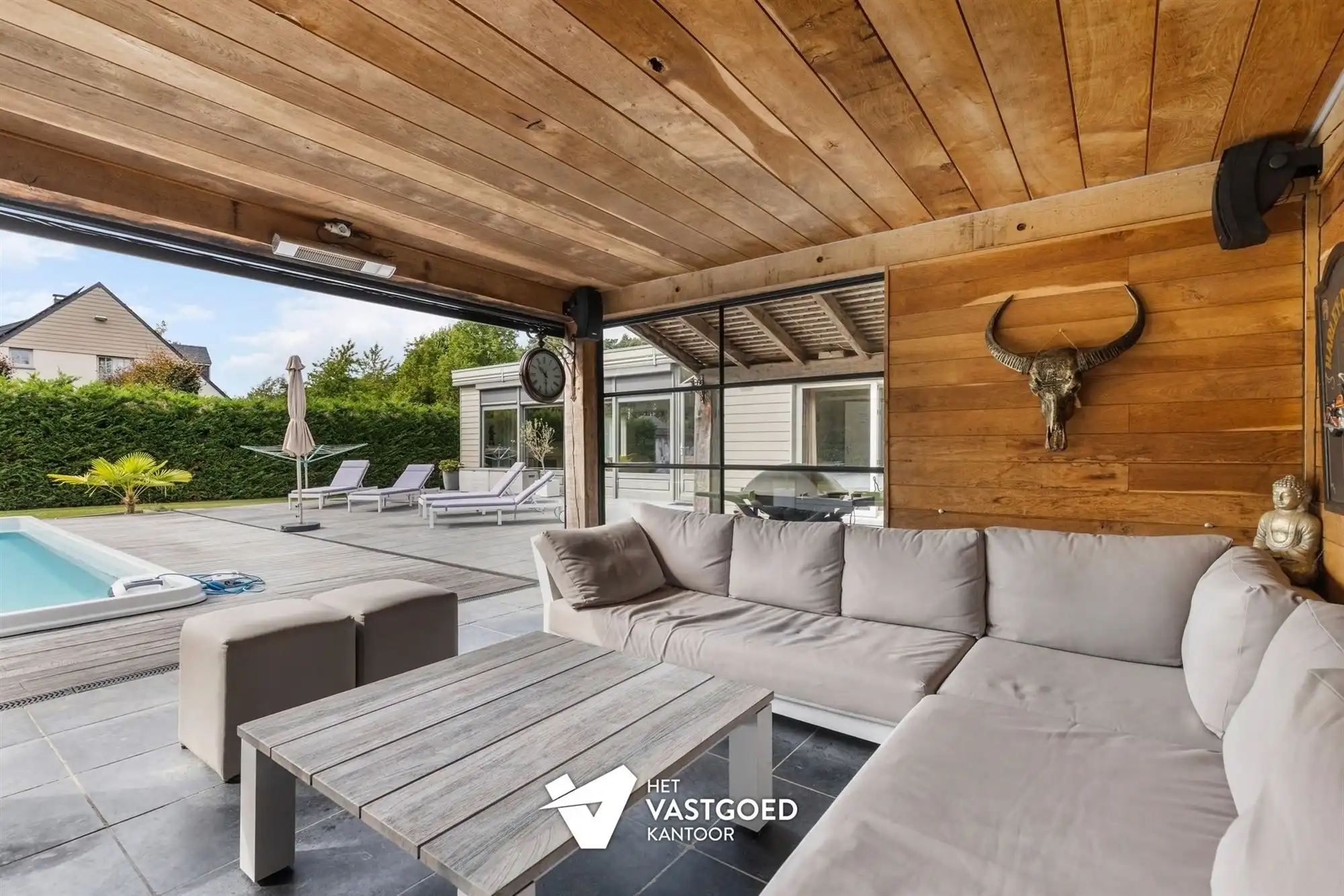 GELIJKVLOERSE VILLA MET ZWEMBAD, POOLHOUSE EN ENERGIEZUINIG WOONCOMFORT IN MOL foto 24