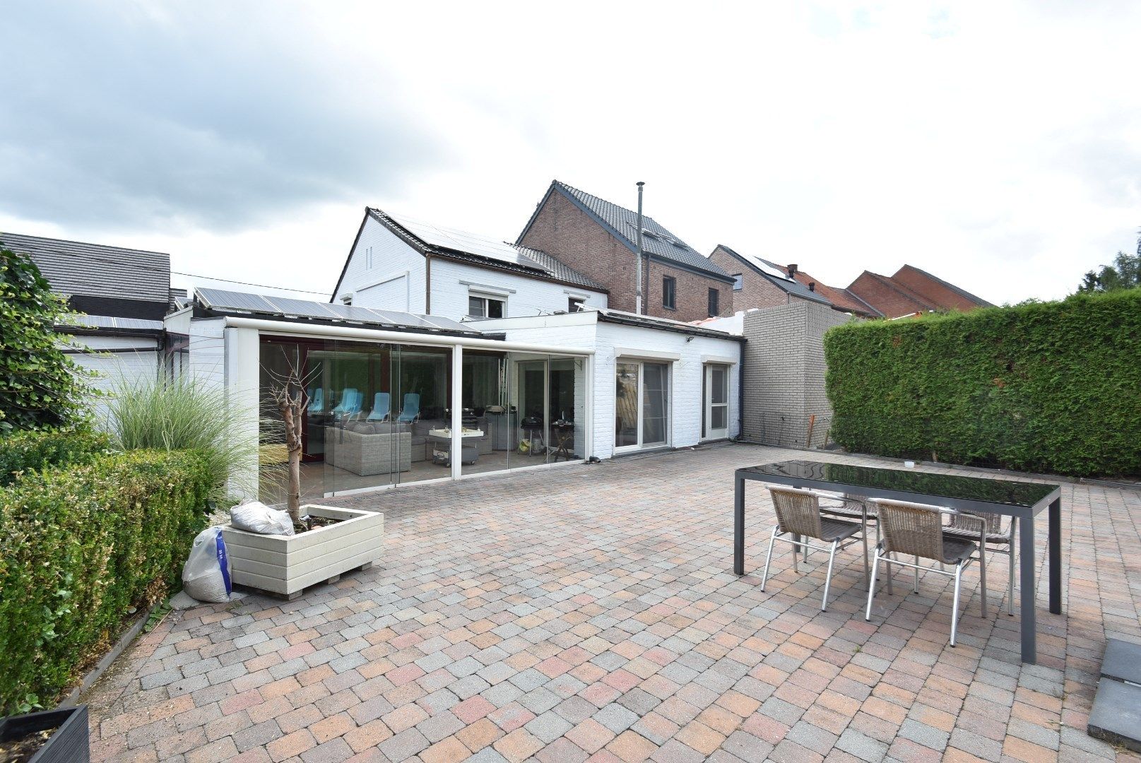 Knap gerenoveerde woning met 3 slaapkamers en tuin  foto 25