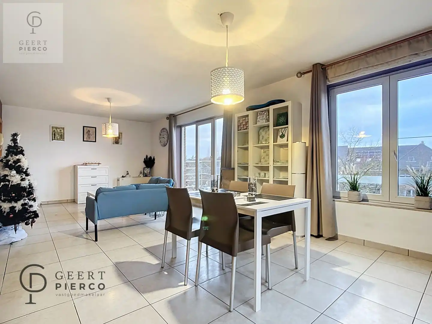 Ruim appartement met twee slaapkamers, kelder en ondergrondse staanplaats. foto 6