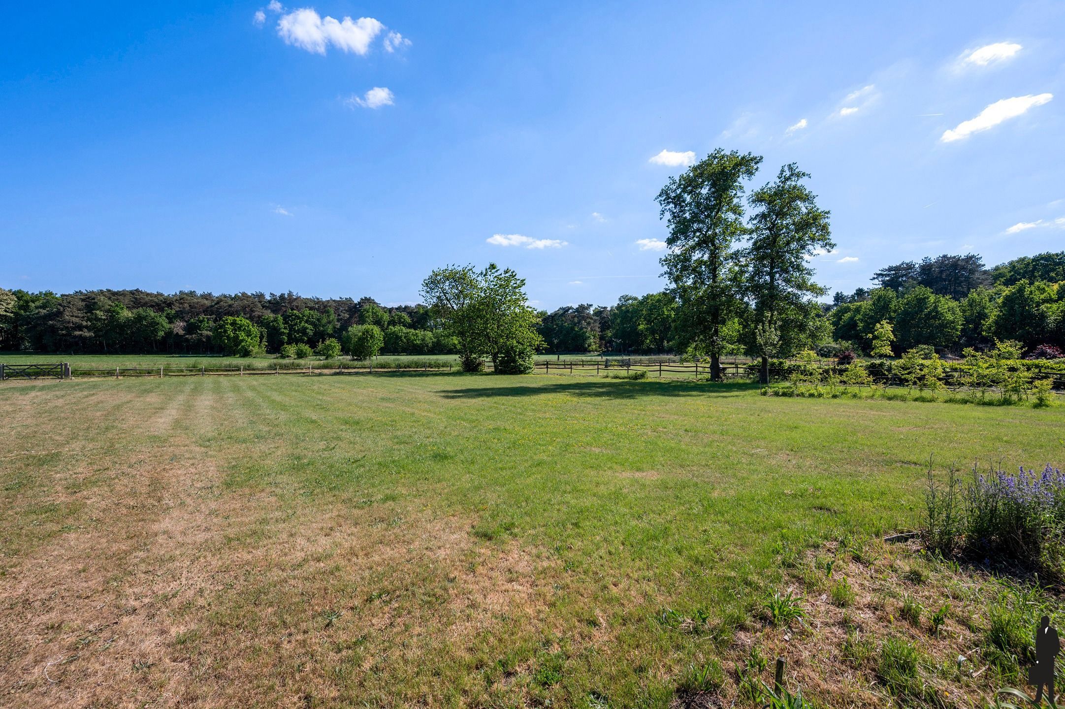 Charmante, volledig gerenoveerde villa  foto 41