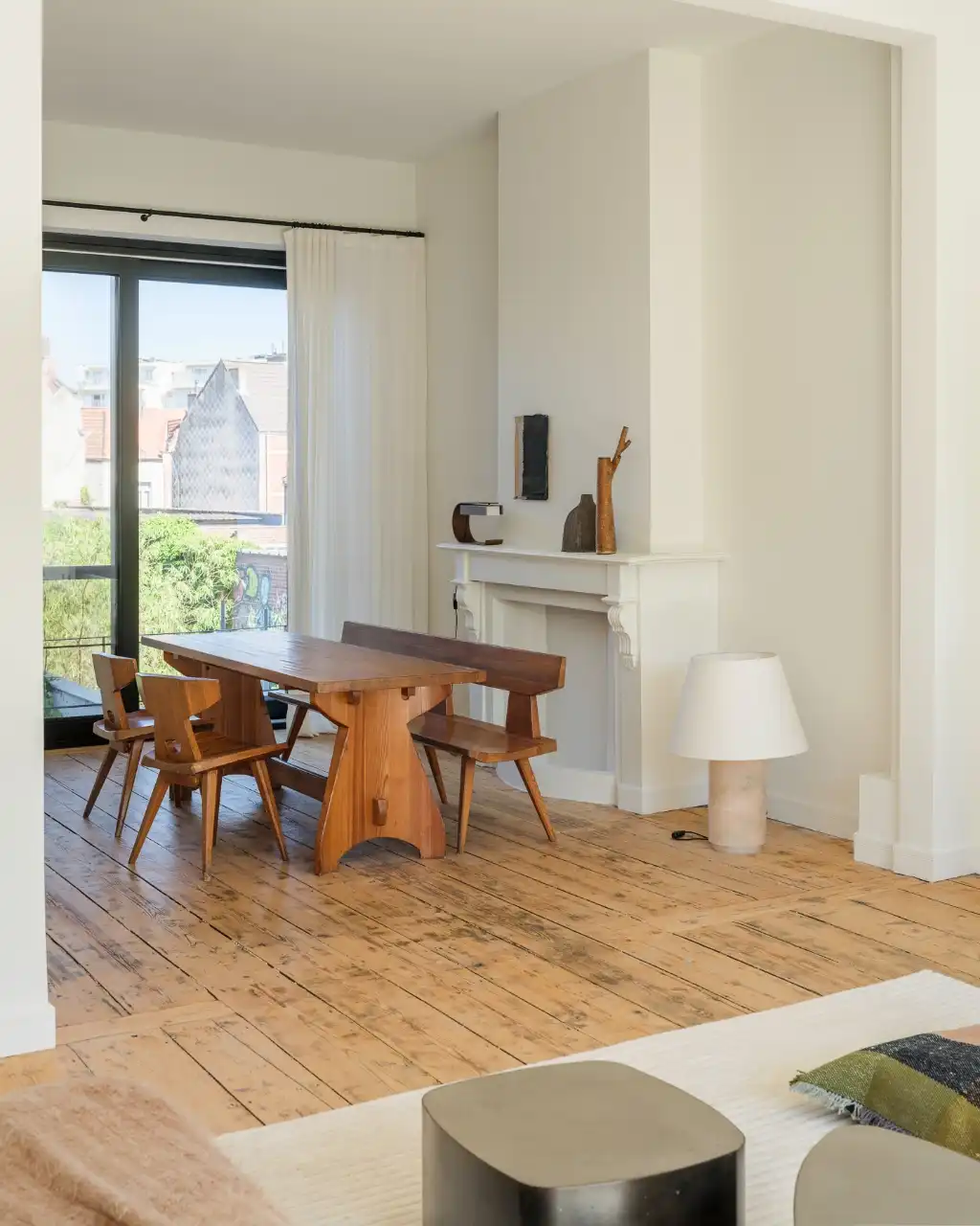 Klassevolle herenwoning met interieur van Peter Ivens & Bea Mombaers, volwassen stadstuin, inpandige garage en uitzonderlijk zicht op de Visserij. foto 4