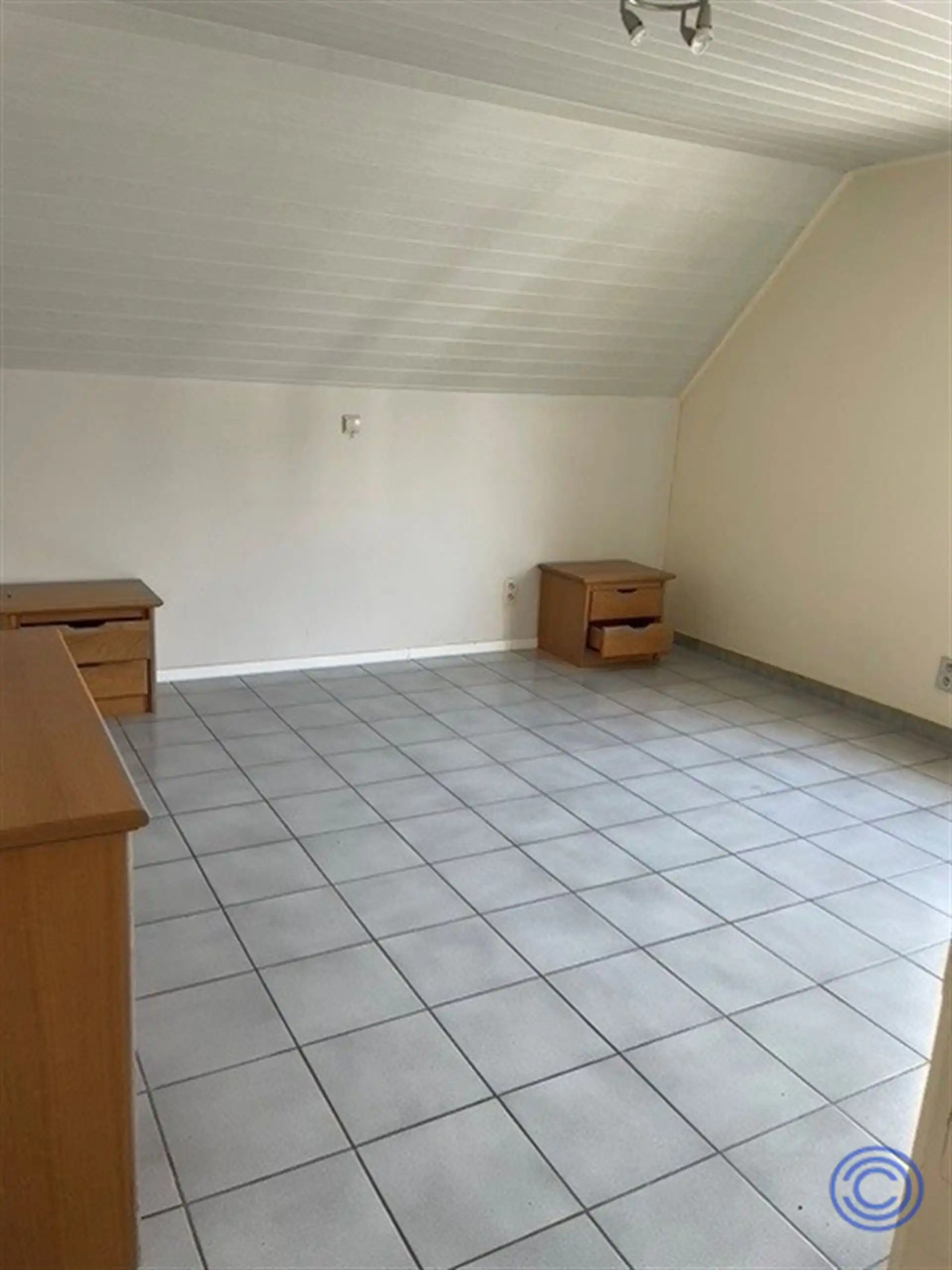 Verhuurd handelshuis op centrale ligging! foto 7