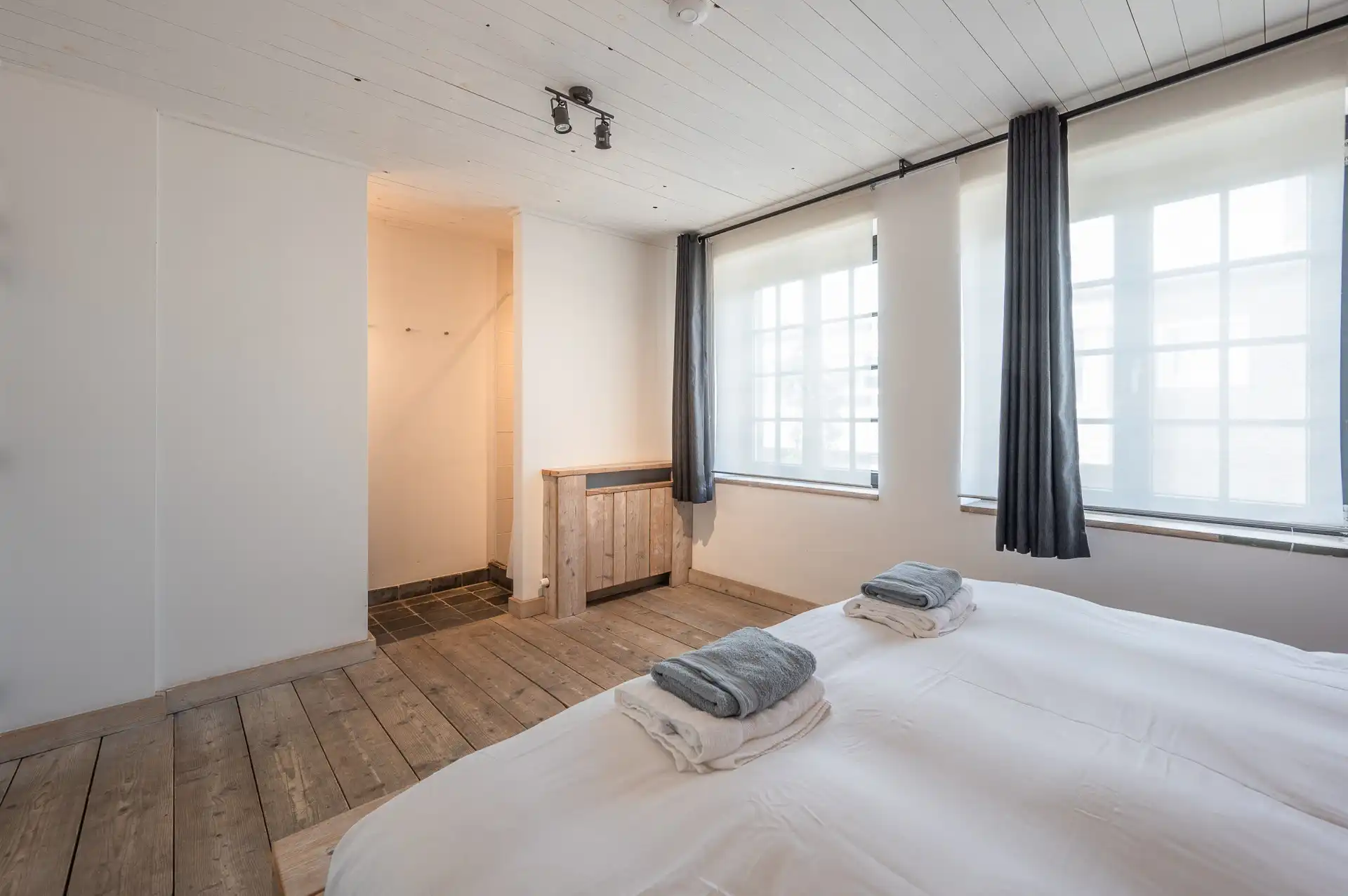 Gemeubeld: recente gezellige woning met 3 slaapkamers in het oude Knokke! foto 8