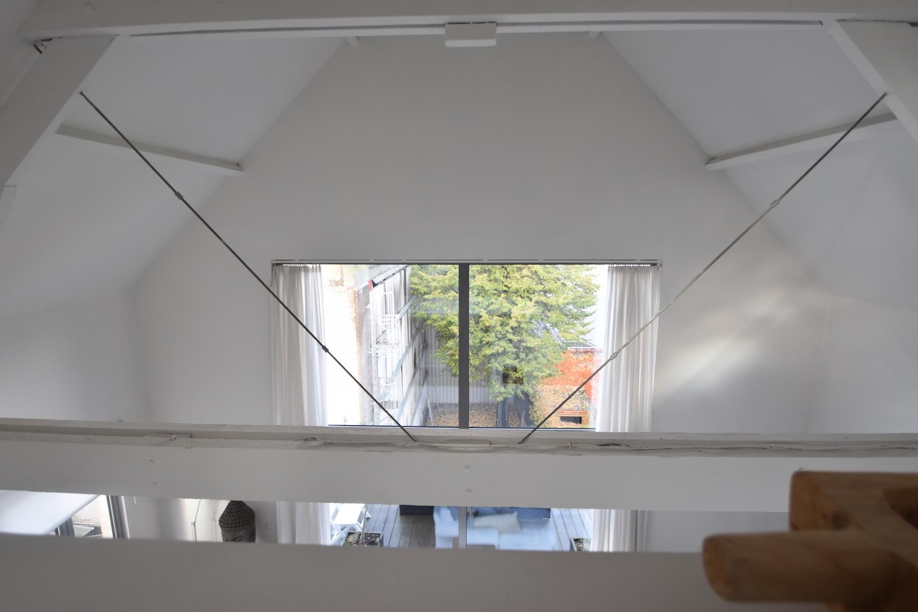 ANTWERPEN - Licht duplex-appartement in centrum Antwerpen. foto 13