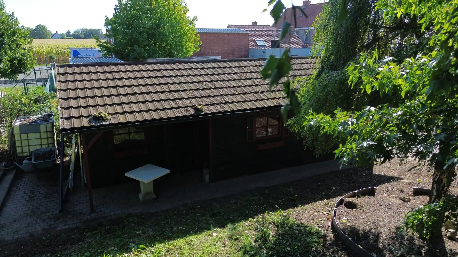 Karaktervolle halfopen woning op een riant perceel van 2.144 m² in Sint-Eloois Winkel! foto 24