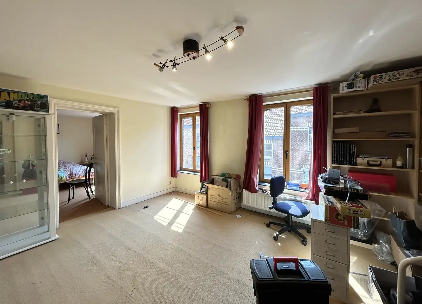 Uniek eigendom met enorme schuur en panoramisch uitzicht in Neerijse foto 10