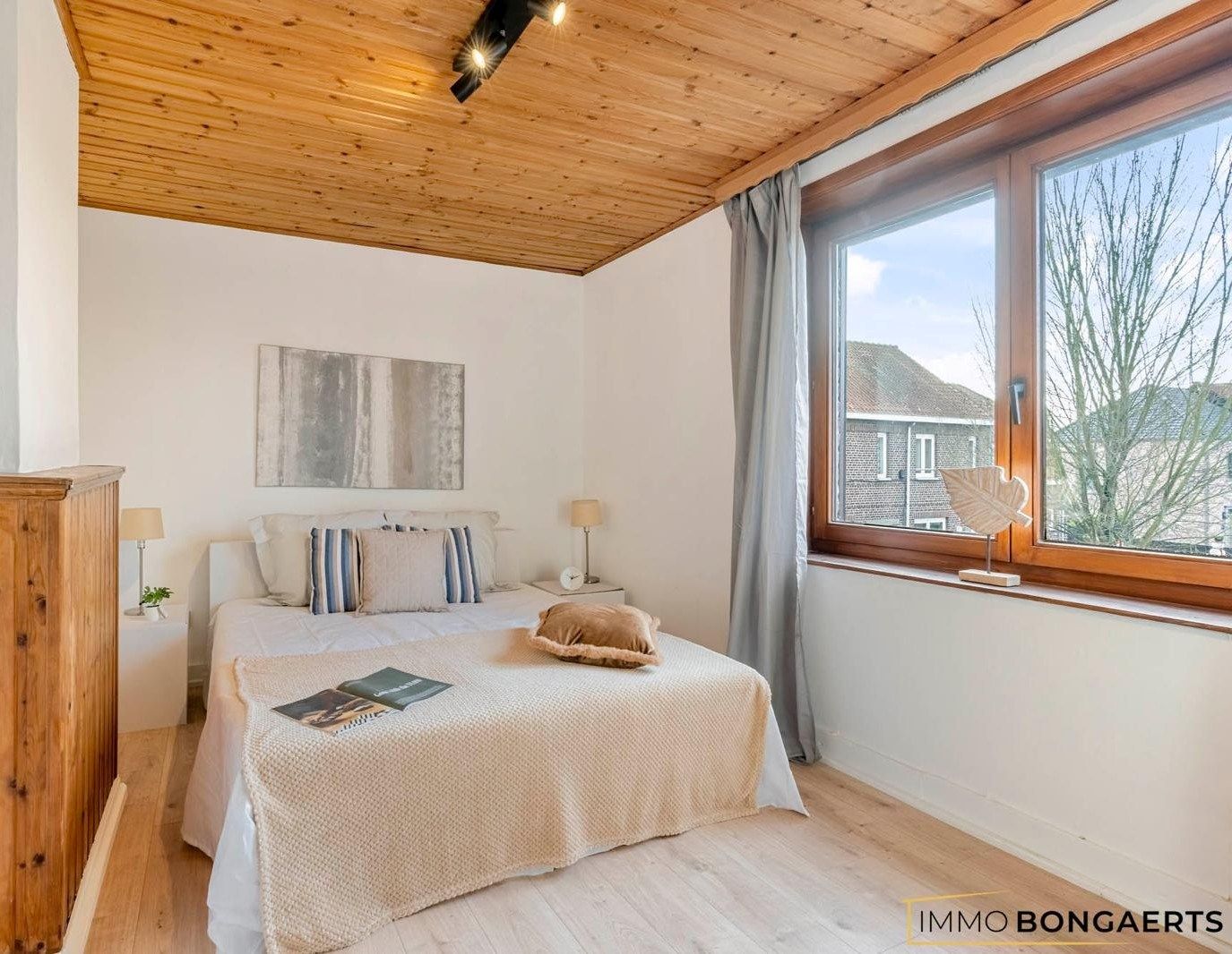 Instapklare gezinswoning met 3 slaapkamers, tuin en garage te Genk foto 10