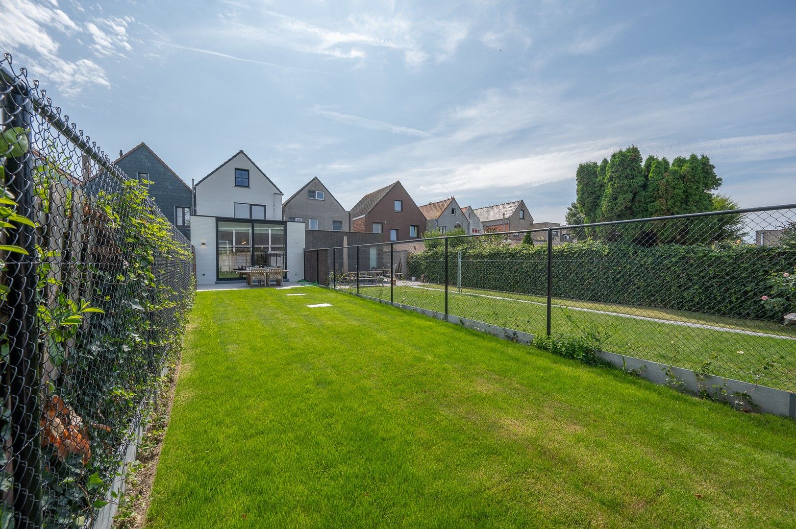 Schitterende nieuwbouwwoning te koop nabij het centrum van Knokke met 4 slaapkamers. foto 4