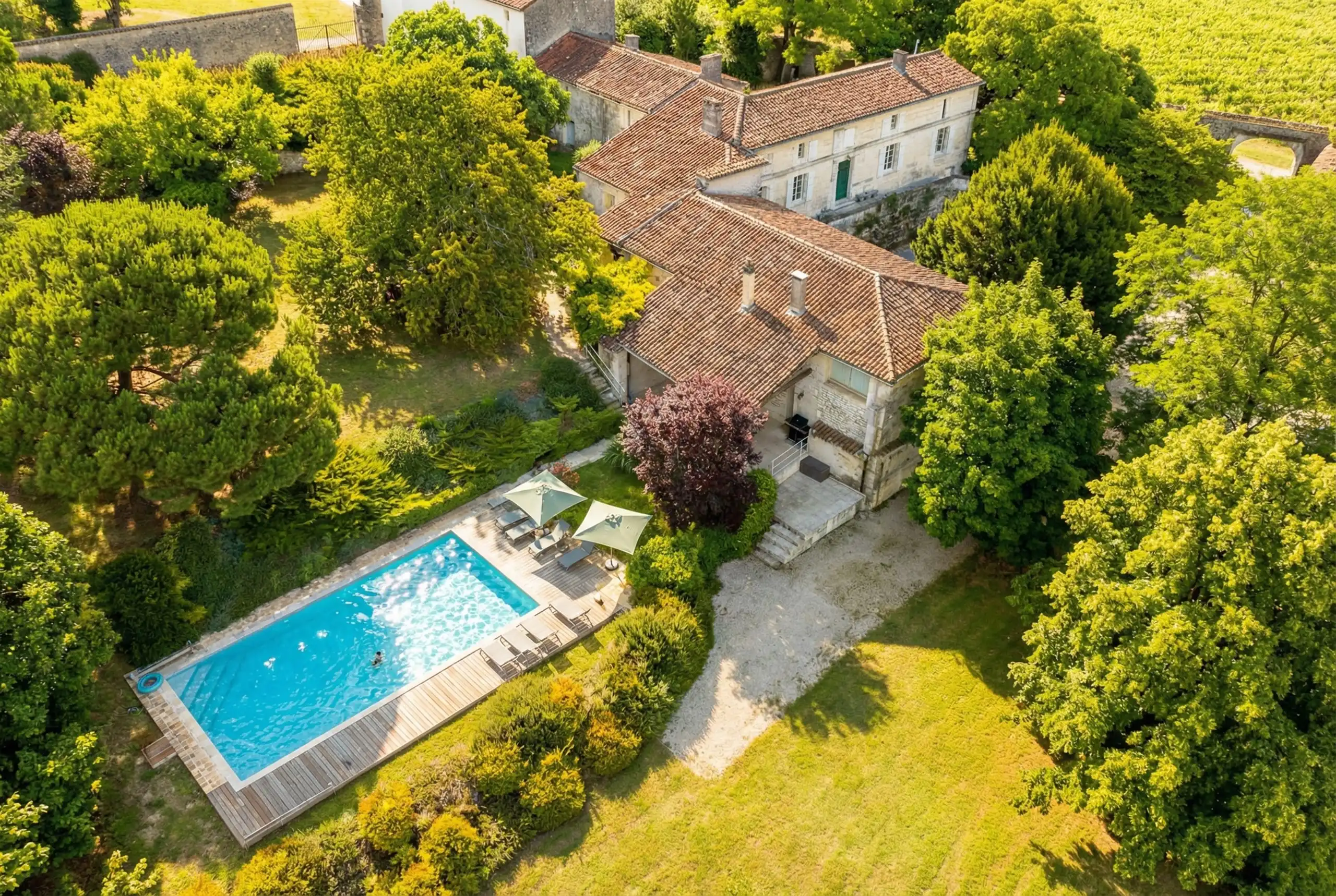 Vakantiegeluk te koop! Romantische eigendom op de heuveltop foto 5