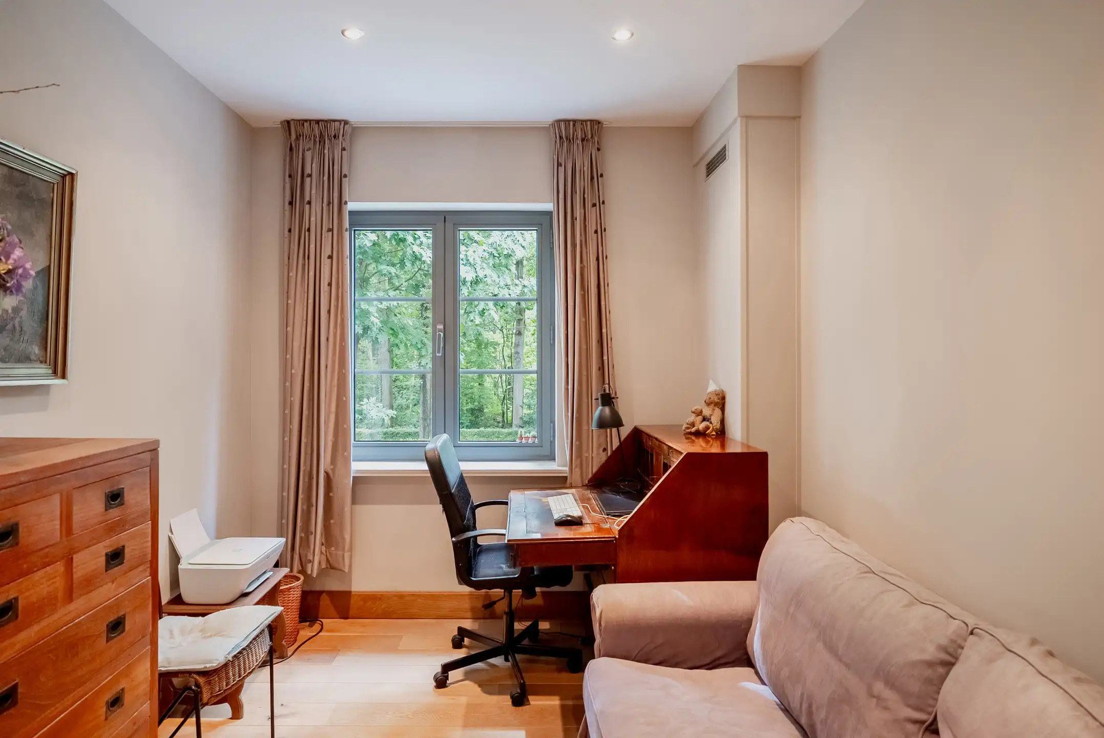 Prestigieuze villa met afzonderlijke woonunit en royale tuin nabij de Kalmthoutse Heide foto 31