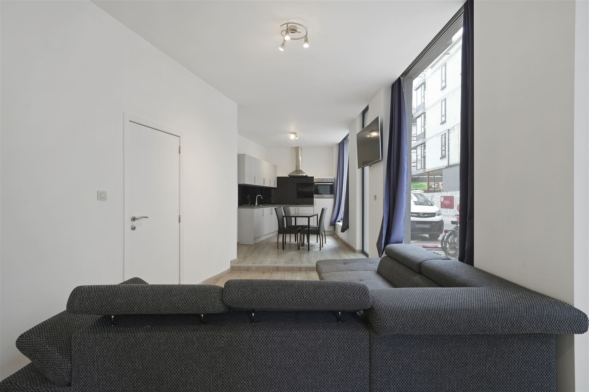 CENTRALE LIGGING / RUIME WONING foto 30