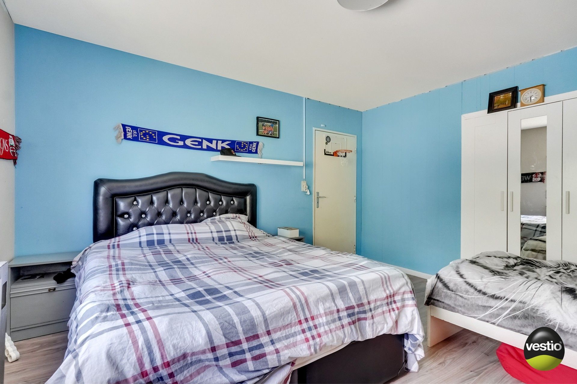 GELIJKVLOERSE BUNGALOW BOORDEVOL POTENTIEEL foto 13