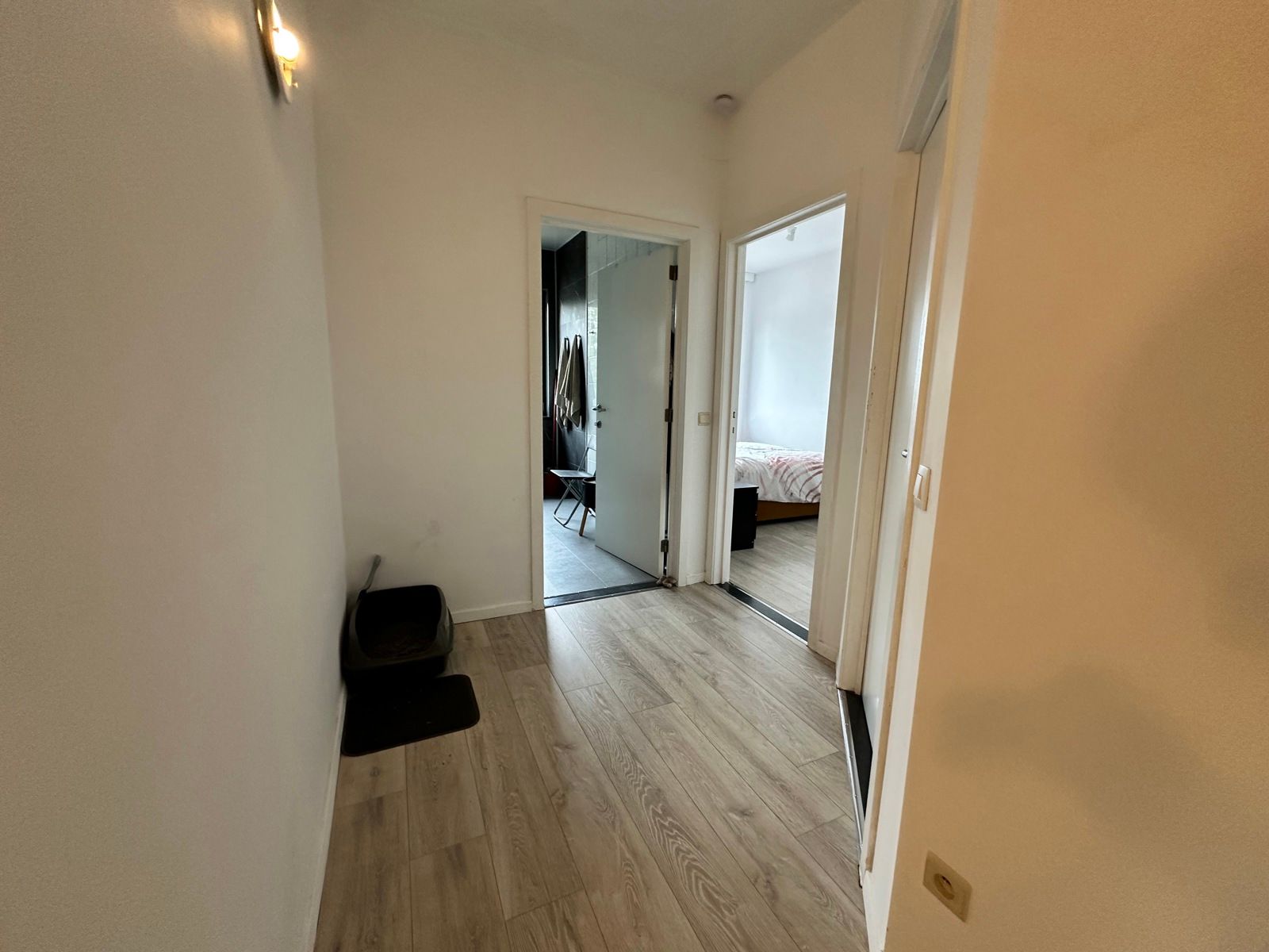 TE HUUR - ruim appartement met 3 slaapkamers  foto 9