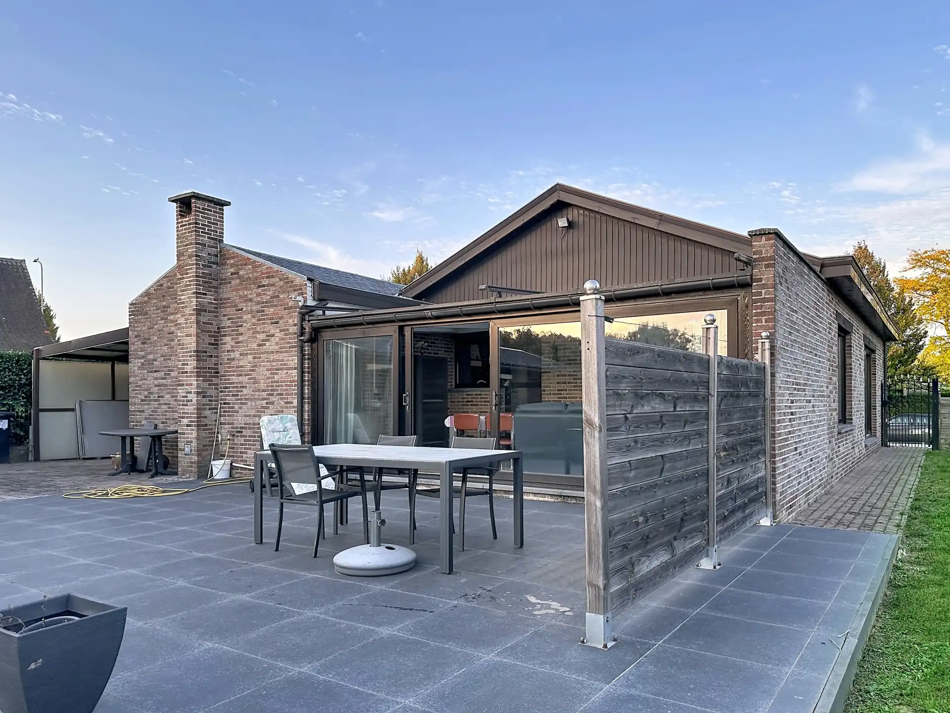 Te moderniseren bungalow op topligging foto 2