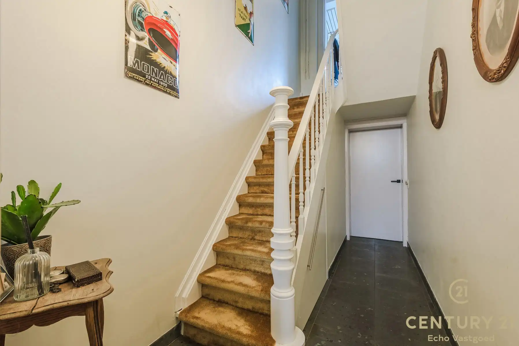 Charmante woonst met 5 slpk, tuintje, bijhuis en zwemvijver  foto 21