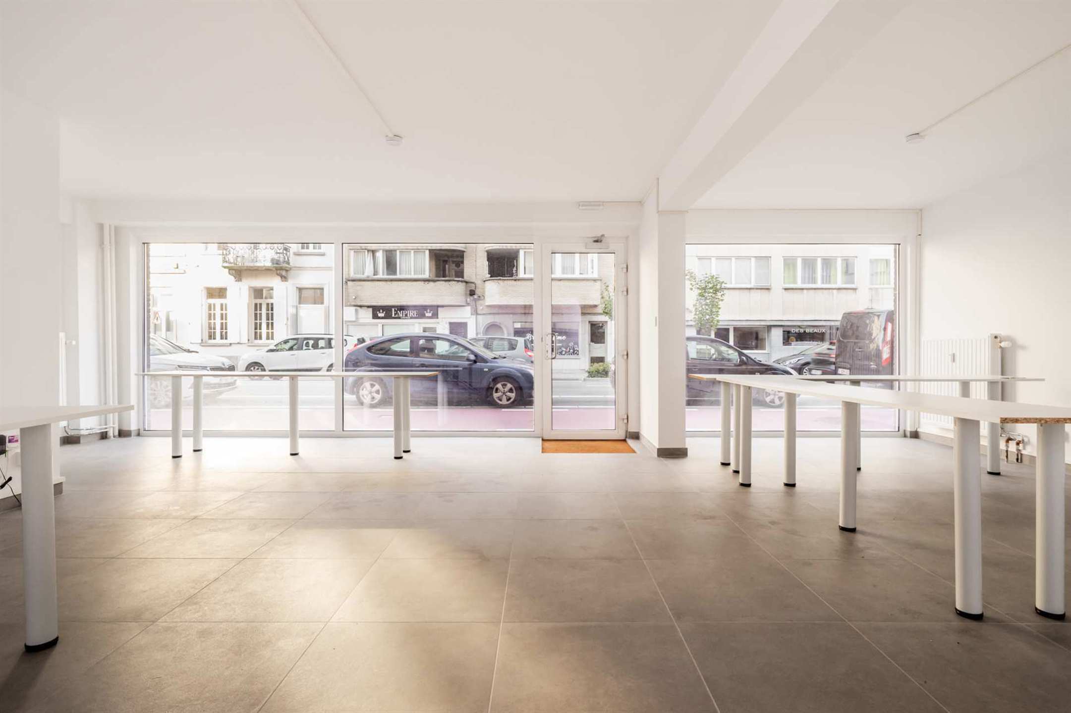POP-UP - Recent gerenoveerde handelsruimte op toplocatie aan het station foto 3